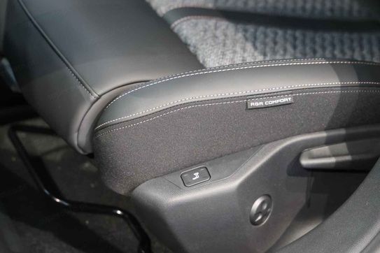 Peugeot 308 Allure 1.2 mHEV e-DCS6