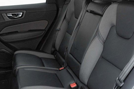 Volvo XC60 B4 B Plus Dark