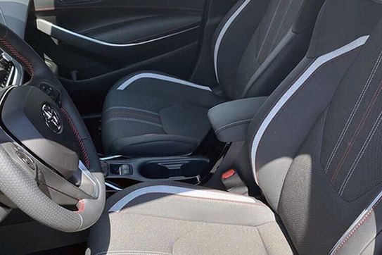 Toyota Corolla GR Sport 1.8 Hybrid