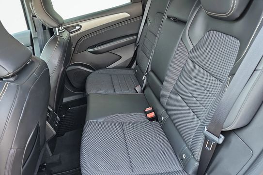 Renault Arkana 1.3 TCe mHEV Techno EDC