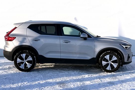 Volvo XC40 B3 B Plus Bright