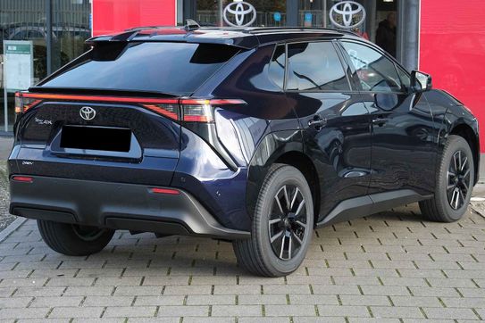Toyota bZ4X Style EV