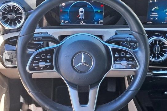 Mercedes Klasa A A 220 d Progressive 8G-DCT