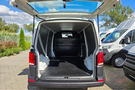 Volkswagen Transporter TDI L2H1