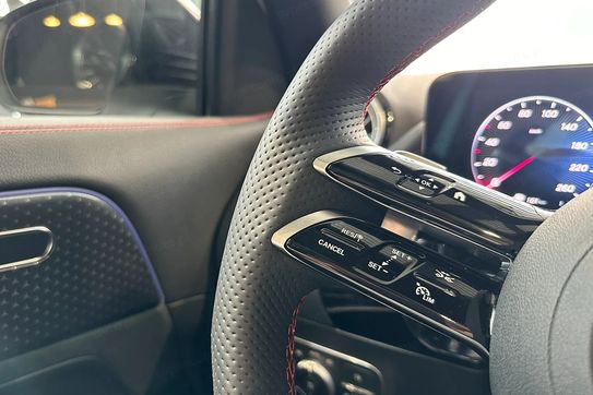 Mercedes GLA 200 AMG Line