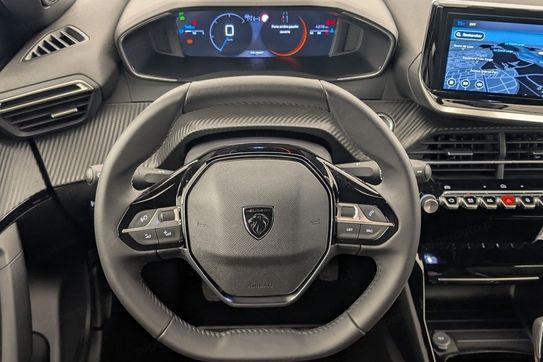 Peugeot 2008 ALLURE 1.2 PureTech
