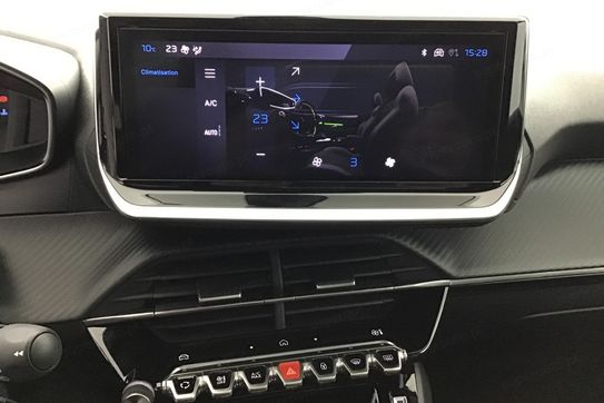 Peugeot 208 ALLURE 1.2 mHEV e-DCS6