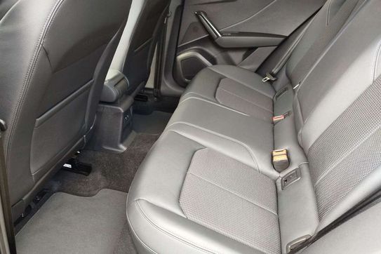 Audi Q2 35 TFSI S Line