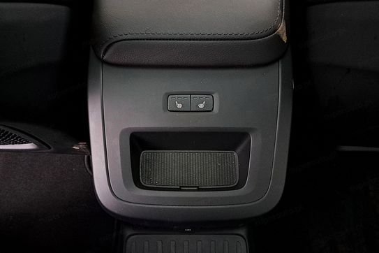 Volvo XC60 T6 Plug-In Hybrid AWD Plus Bright