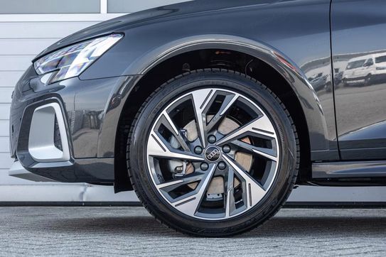 Audi A3 35 TFSI allstreet