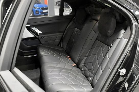 BMW Seria 7 740d xDrive M Sport