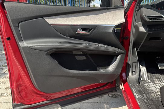 Peugeot 5008 GT Pack 1.6 PureTech  S&S EAT8