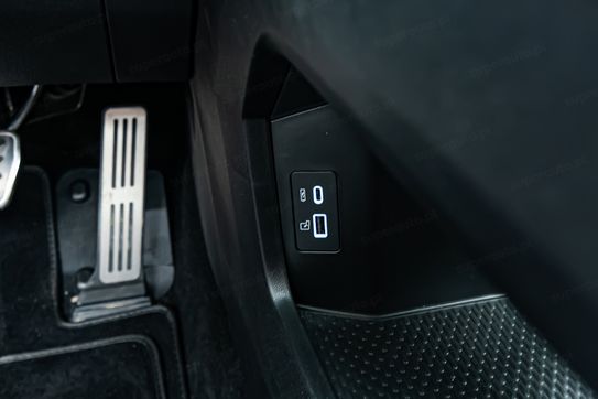 Chery Tiggo 9 Prestige 1.5 T-GDI Super Hybrid DHT 7os.