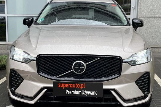 Volvo XC60 B5 B AWD Plus Dark