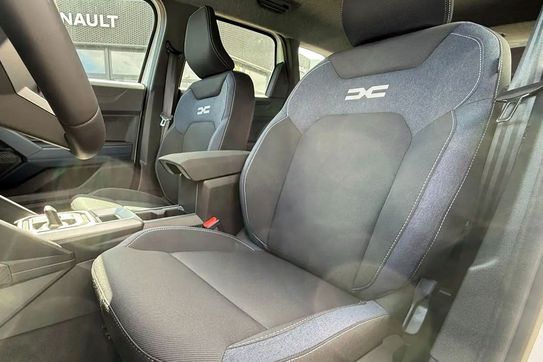Dacia Bigster Expression 1.8 Full Hybrid