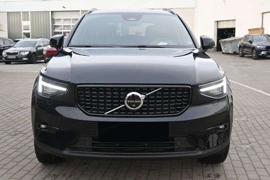 Volvo XC40 B3 Ultra Dark