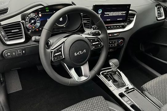 Kia XCeed 1.6 GDI PHEV Business Line DCT