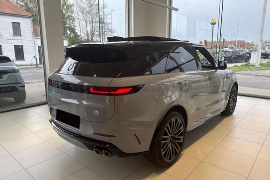 Land Rover Range Rover Sport 4.4 V8 P635 SV