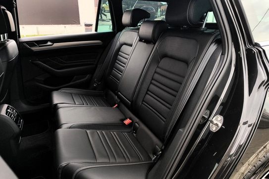 Volkswagen Passat 2.0 TDI 4Mot R-Line DSG