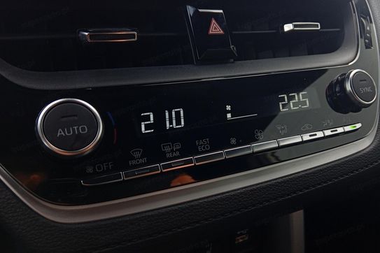 Toyota Corolla Cross 2.0 Hybrid Style