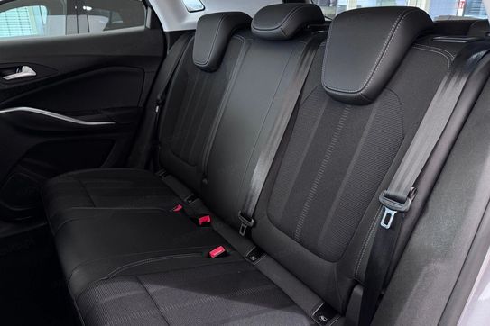 Opel Grandland X 1.2 T Business Elegance S&S