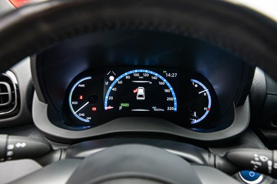 Toyota Yaris Cross 1.5 Hybrid Adventure AWD