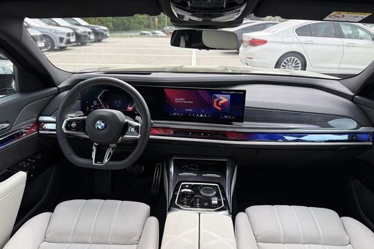 BMW Seria 7 740d xDrive mHEV sport-aut