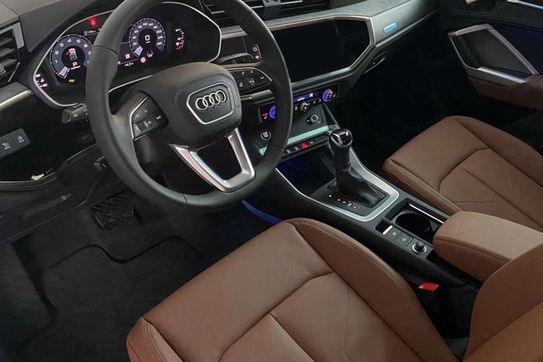 Audi Q3 35 TFSI S line