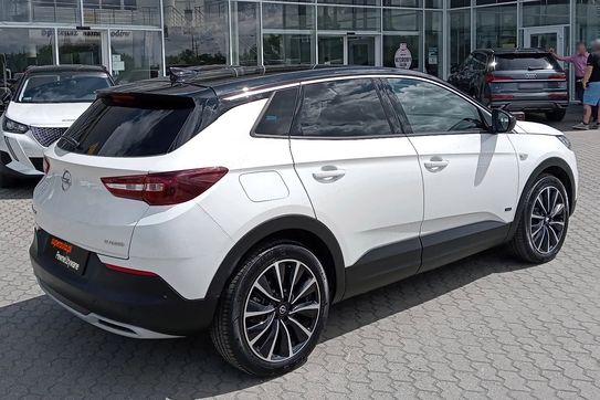 Opel Grandland X PHEV