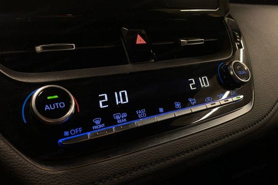 Toyota Corolla 1.8 Hybrid