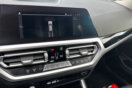 BMW Seria 3 320i Sport Line aut