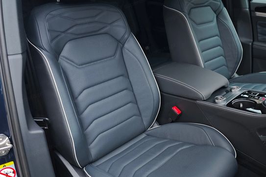 Volkswagen Touareg R-Line 3.0 V6 TDI 4Motion