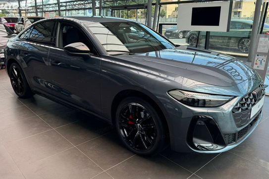 Audi A5 e-Hybrid quattro