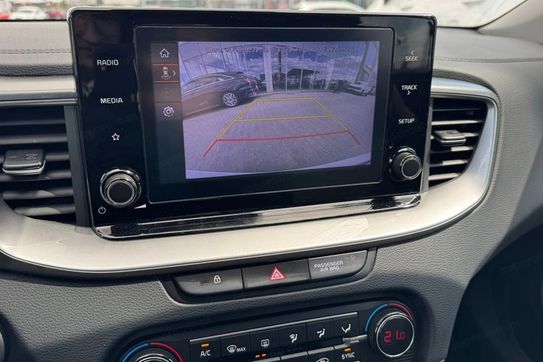 Kia Ceed 1.5 T-GDI M