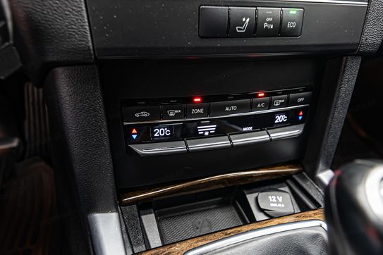 Mercedes Klasa E 200