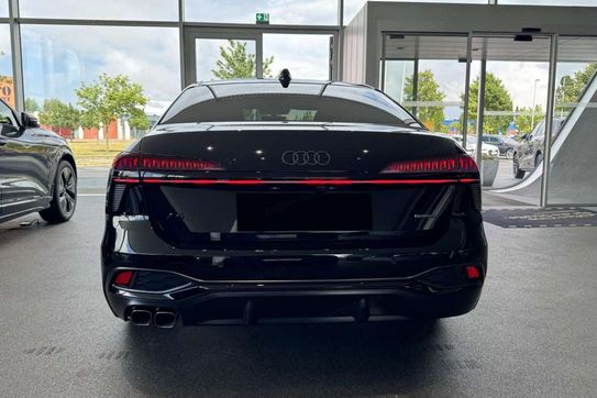 Audi A6 TDI quattro S line