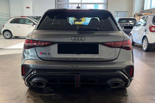 Audi A3 RS3 TFSI quattro Sportback