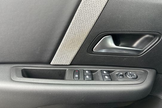 Citroen C4 Feel Pack 1.2 PureTech EAT8