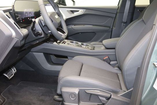 Audi Q4 e-tron S line