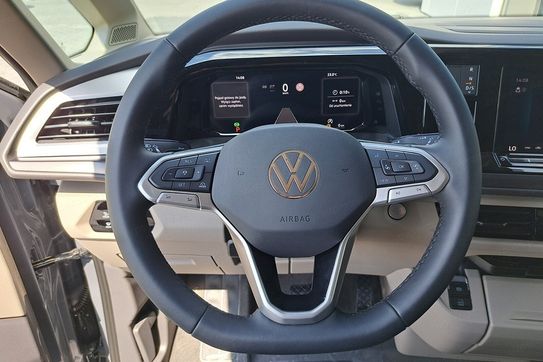 Volkswagen Multivan L2H1 Life DSG
