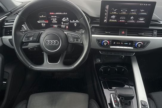 Audi A4 40 TFSI mHEV quattro S tronic
