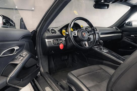 Porsche Cayman Pdk