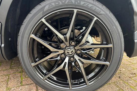 Toyota Corolla Cross GR Sport 2.0 Hybrid Dynamic Force