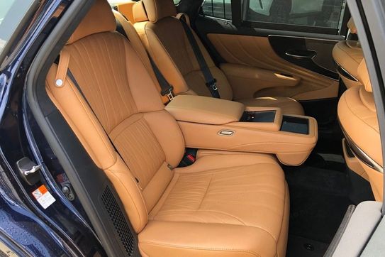 Lexus LS 500h Omotenashi AWD