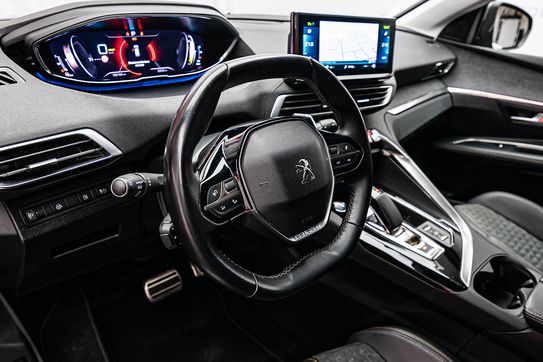 Peugeot 3008 1.6 PureTech Hybrid PHEV Allure