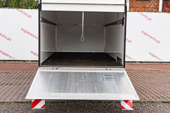 Renault Master L3 Kontener 8EP + Winda