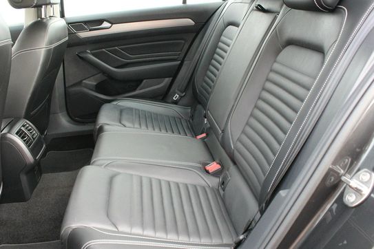 Volkswagen Passat 1.5 TSI EVO Elegance DSG