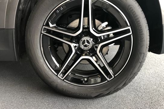 Mercedes GLA 220 4-Matic AMG Line