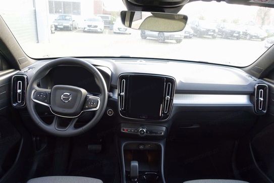 Volvo XC40 B4 Plus Black Edition