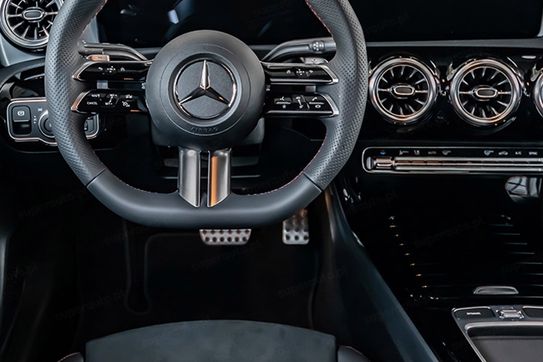 Mercedes CLA 200 AMG Line